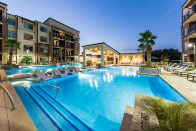 Amara at the Rim Pool and Pavillion